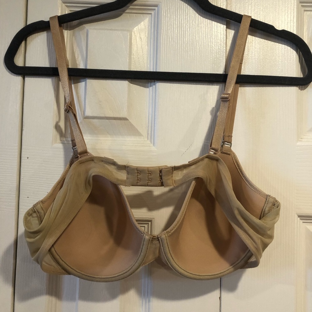 Chantelle Nude Bra - Picture 2 of 3